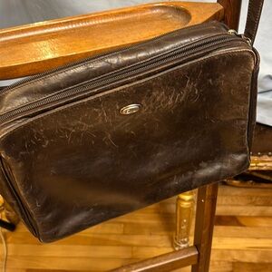 Enny Italy Stressed Leather Brown Large Messenger